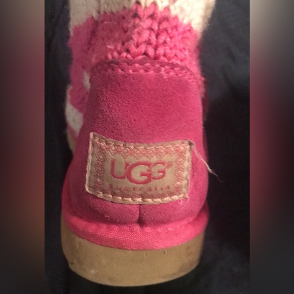 UGG Australia Classic Stripe Cable Knit Boots Ultra Pink Size 8 - Picture 3 of 4